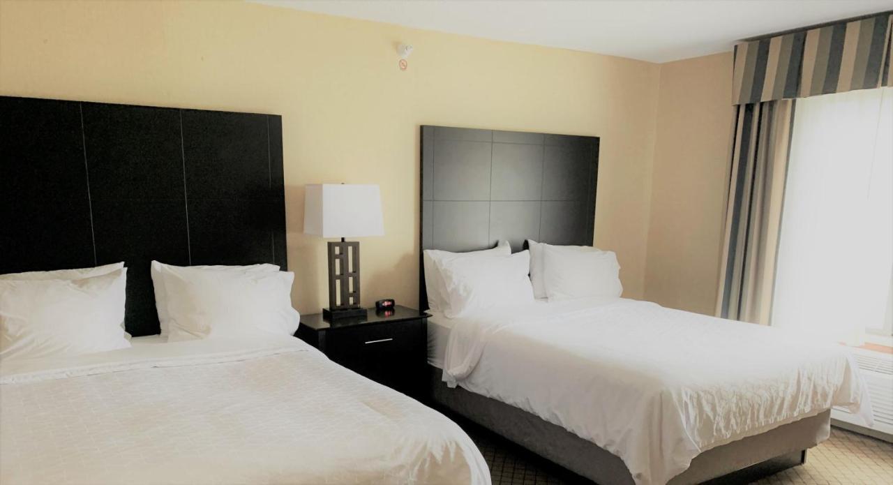Holiday Inn Express Plymouth By Ihg Esterno foto