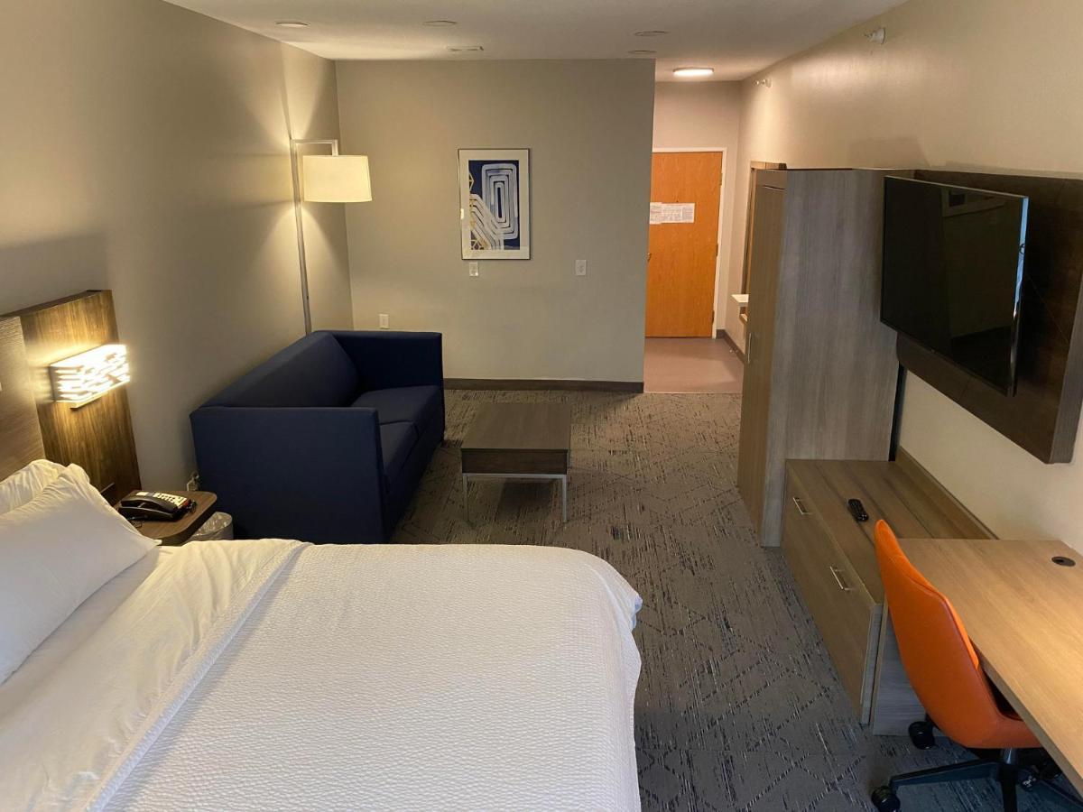 Holiday Inn Express Plymouth By Ihg Esterno foto