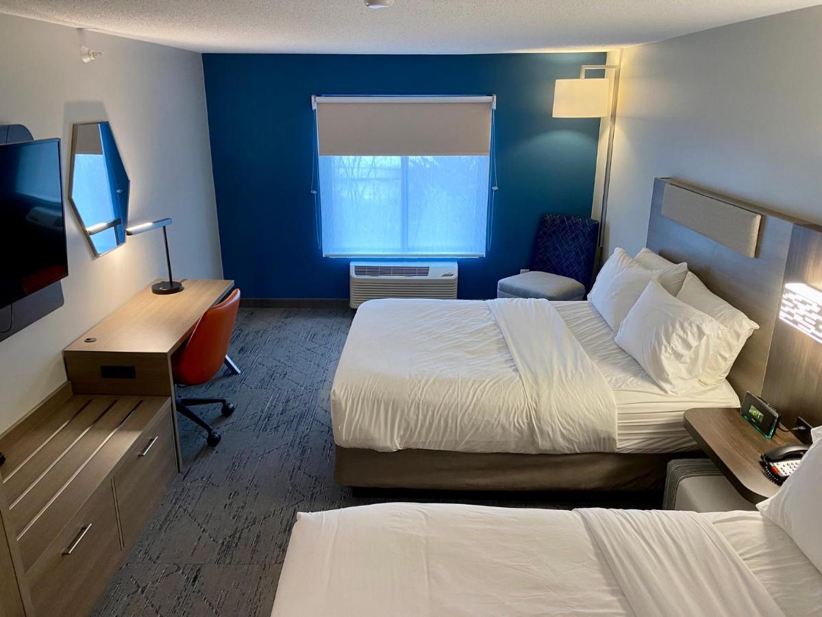 Holiday Inn Express Plymouth By Ihg Esterno foto