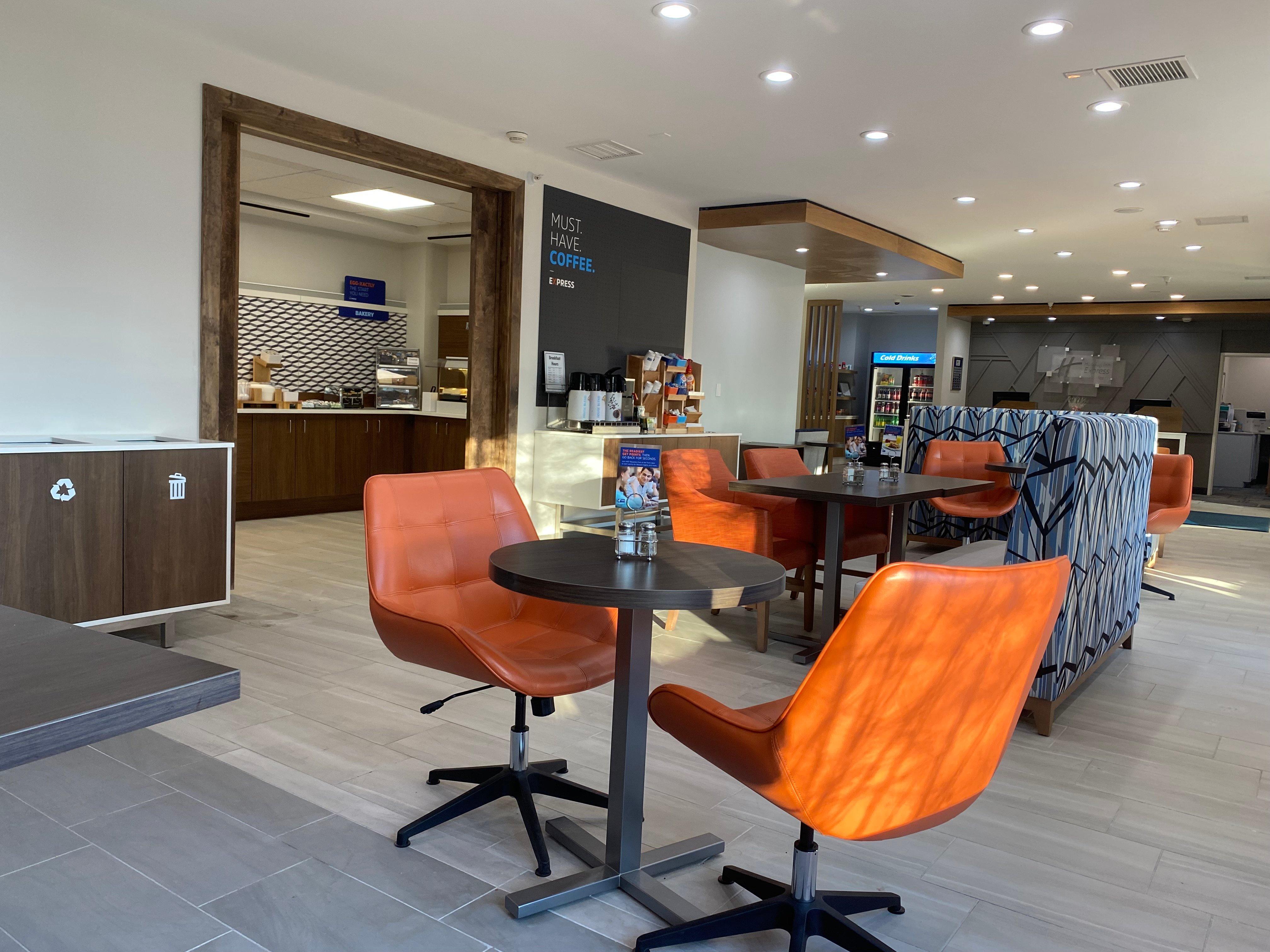 Holiday Inn Express Plymouth By Ihg Esterno foto