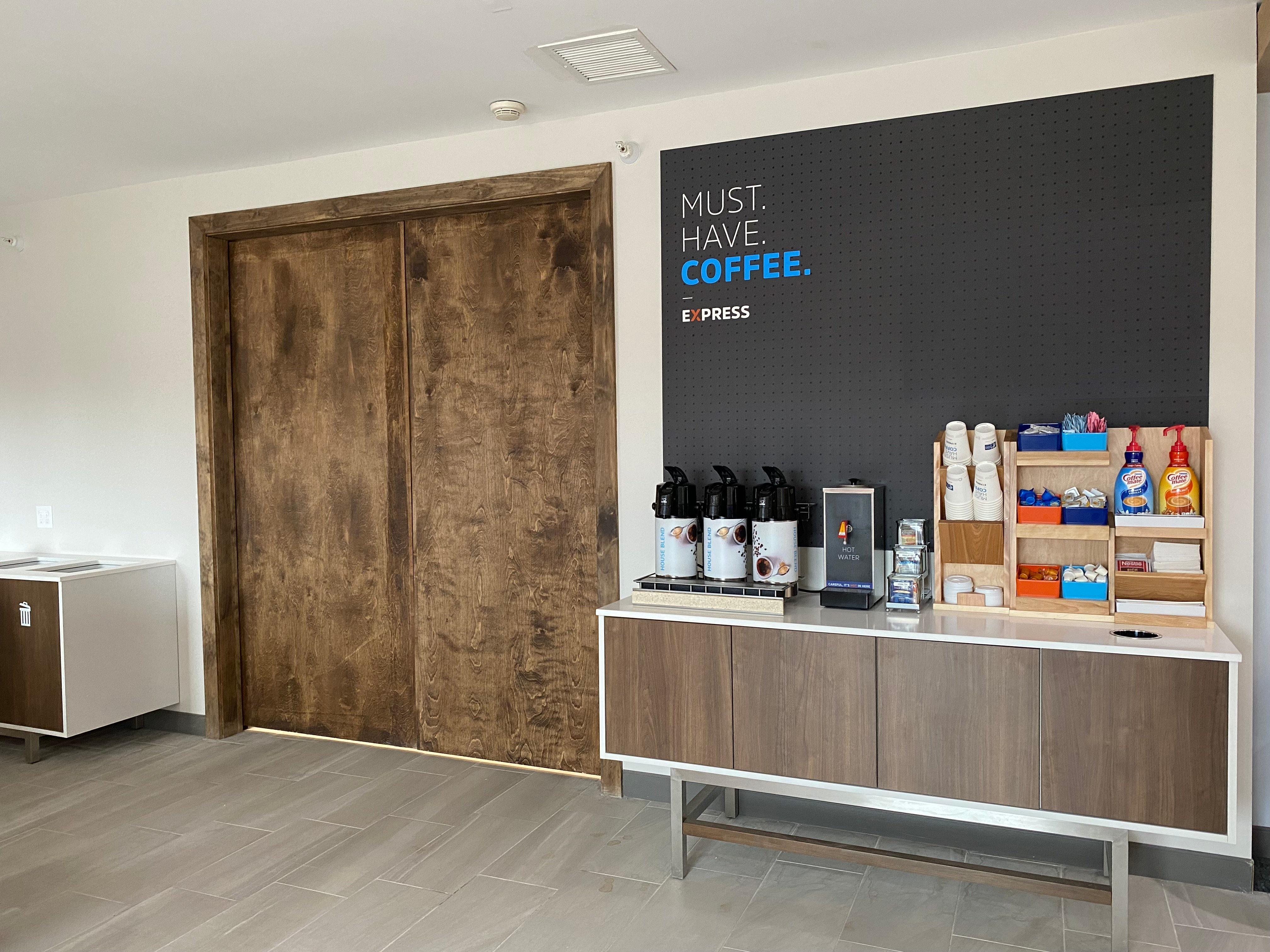 Holiday Inn Express Plymouth By Ihg Esterno foto