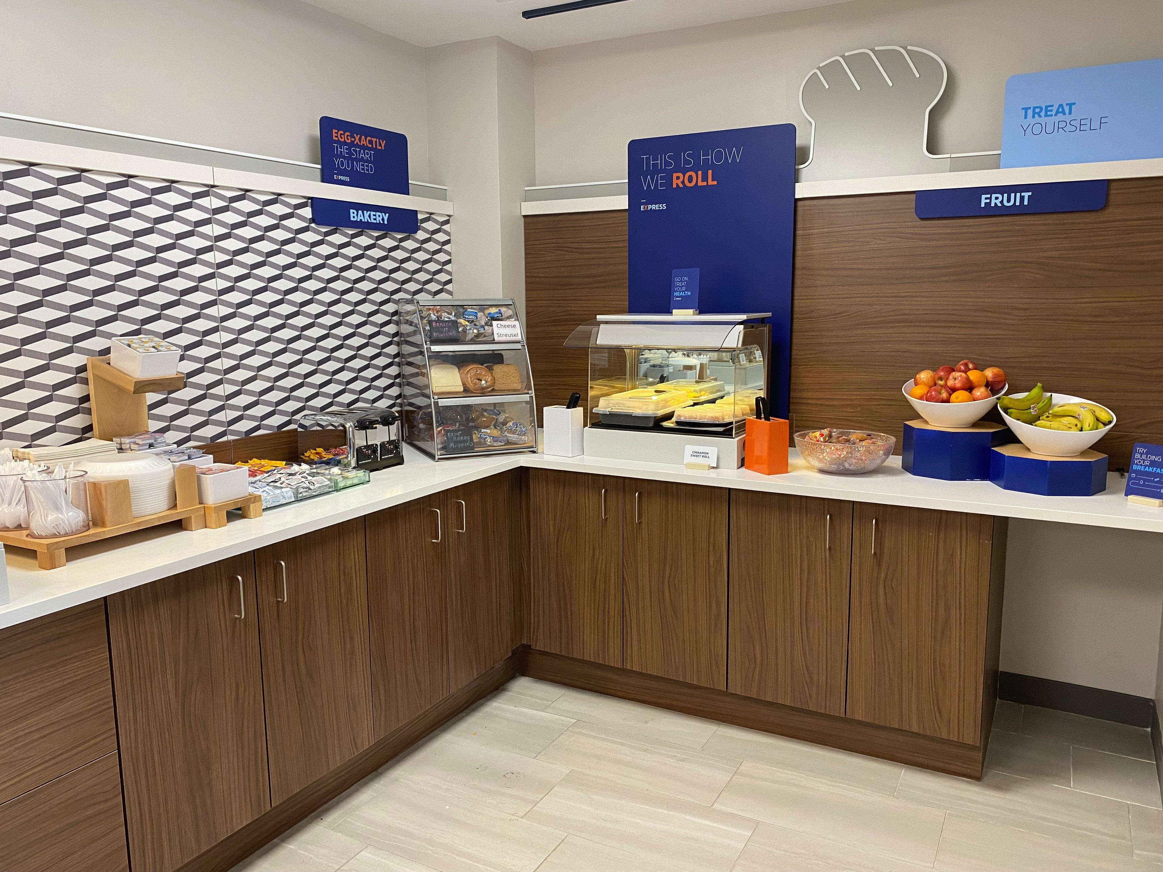 Holiday Inn Express Plymouth By Ihg Esterno foto