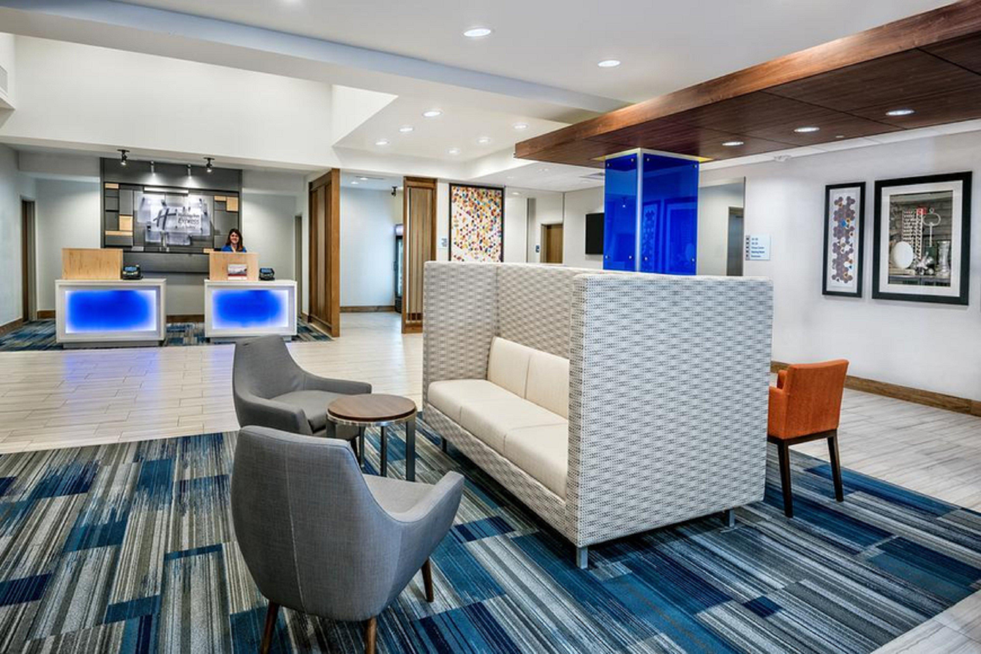 Holiday Inn Express Plymouth By Ihg Esterno foto